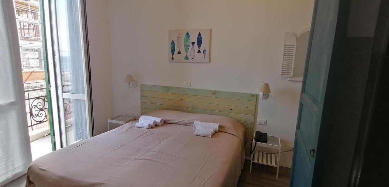 Hotel La Tavernetta Varazze Εξωτερικό φωτογραφία