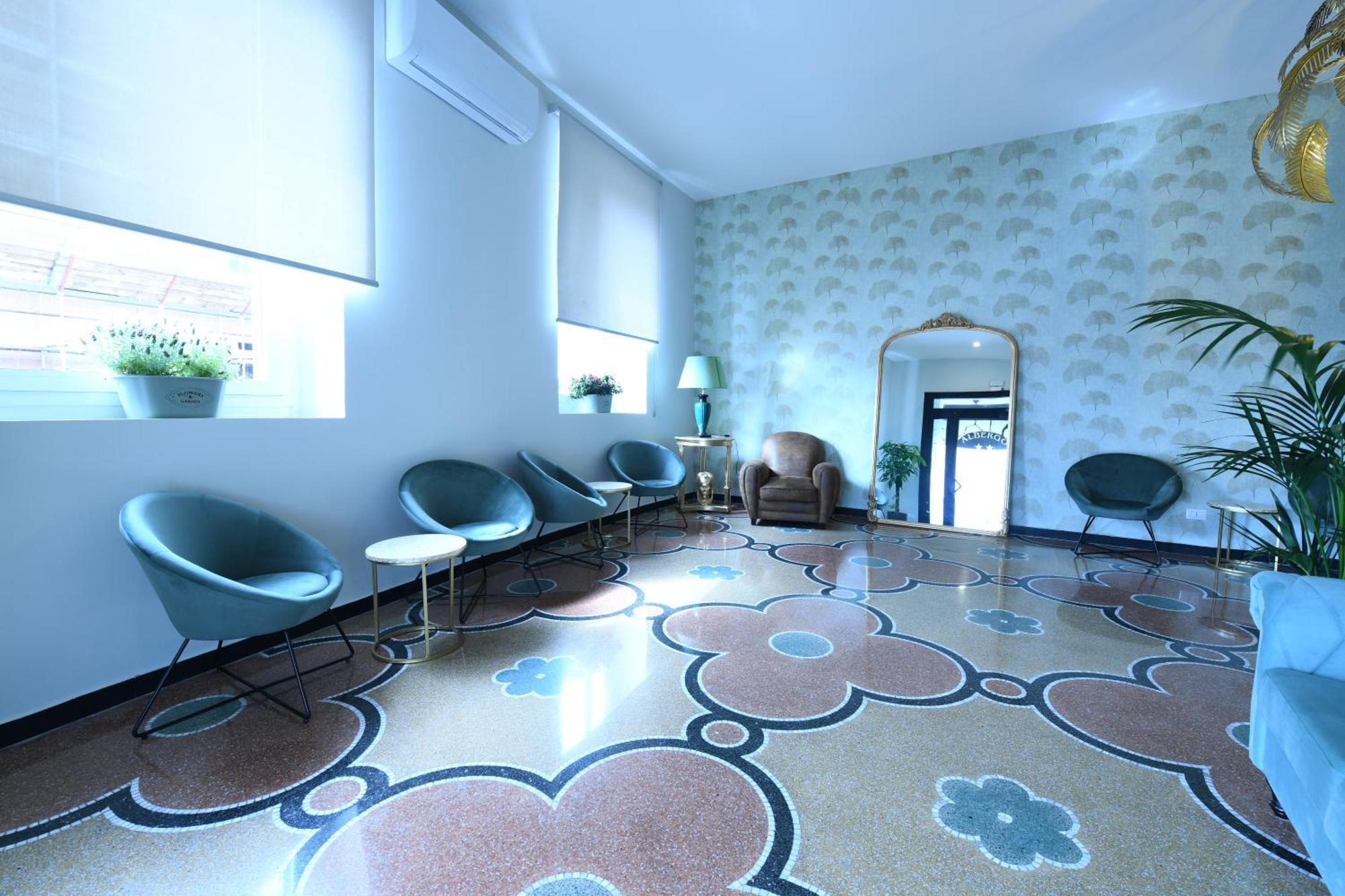 Hotel La Tavernetta Varazze Εξωτερικό φωτογραφία