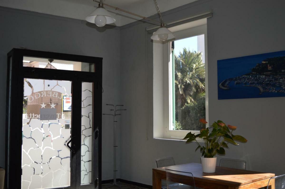 Hotel La Tavernetta Varazze Εξωτερικό φωτογραφία
